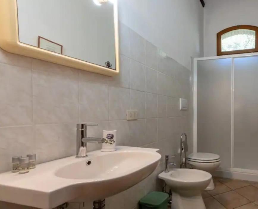 Il Leccio - Casa Toscana San Gimignano Gambassi Terme Exterior foto
